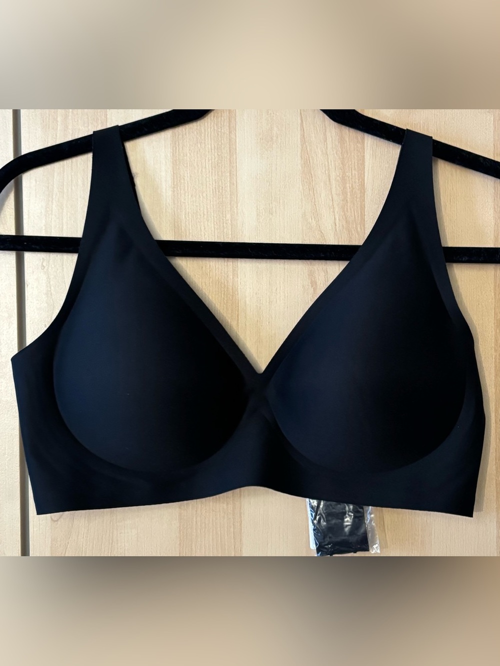Seamless Black Wireless T-Shirt Bra